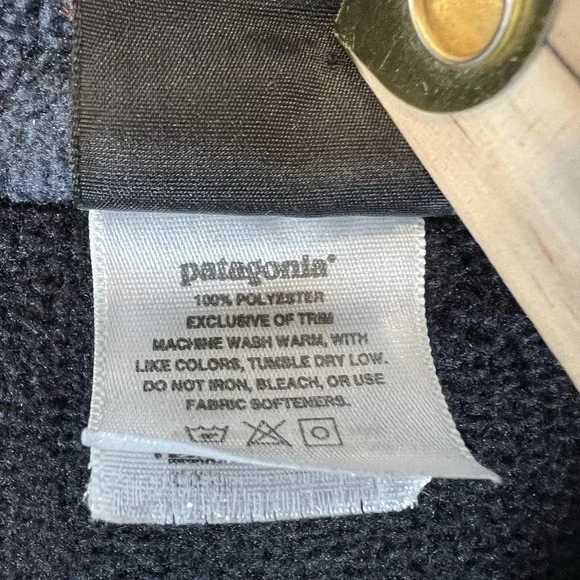 Patagonia Capilene Fleece Pullover 1/4 Zip Mens Large Black Expedition - Picture 6 of 9